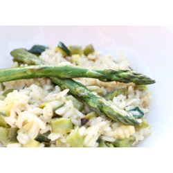 Špargľové rizoto s cuketou